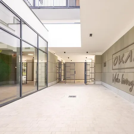 アパート House Living *