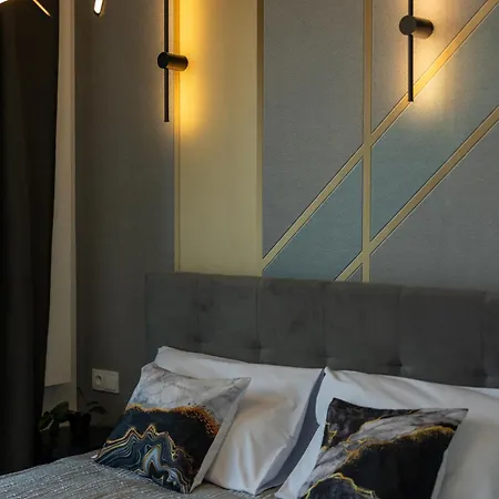 Апартаменты House Living *